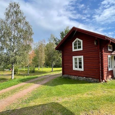 Dalastuga Med Tillgang Till Badplats Leksand Kültér fotó