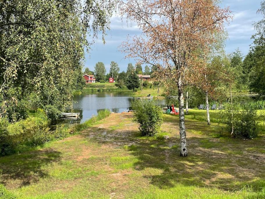 Dalastuga Med Tillgang Till Badplats Leksand Kültér fotó
