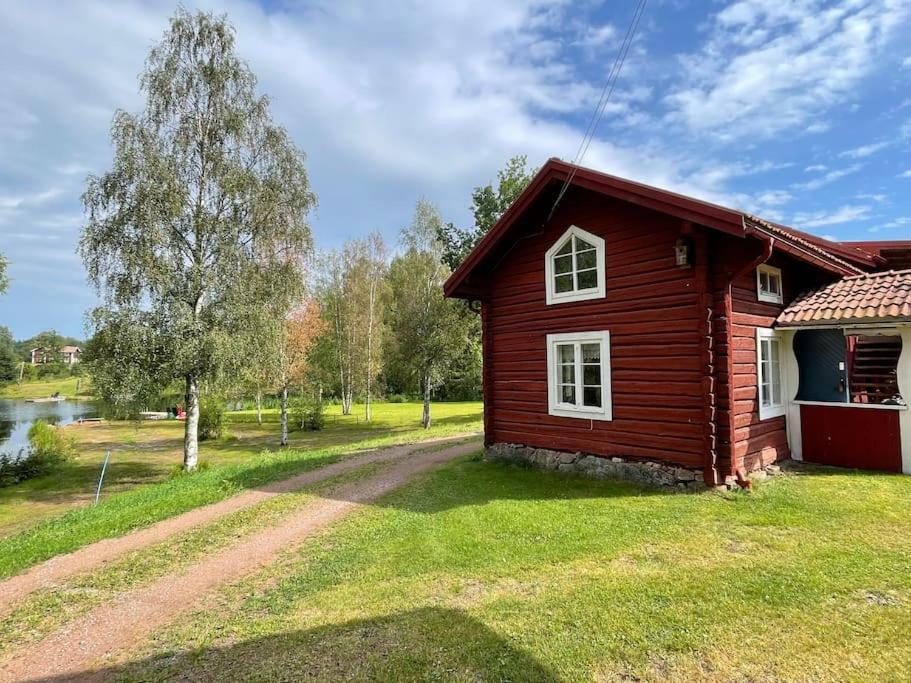 Dalastuga Med Tillgang Till Badplats Leksand Kültér fotó